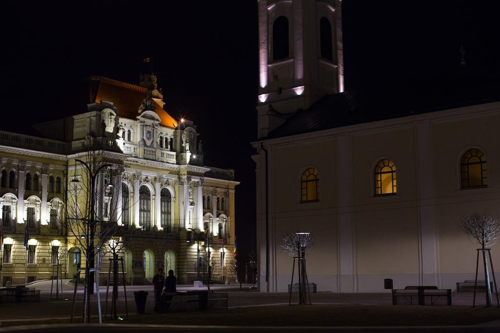 Downtown Studio Oradea Buitenkant foto